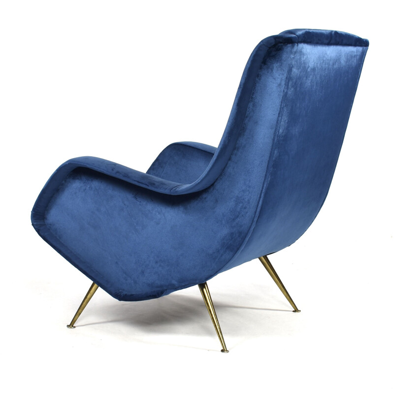 Vintage blue velvet armchair by Aldo Morbelli