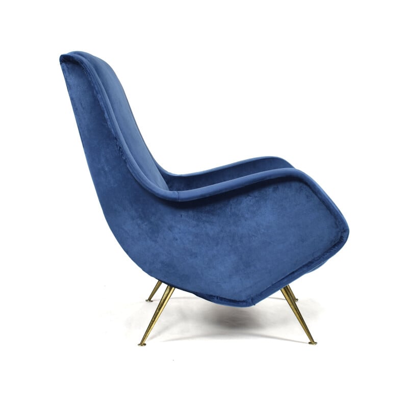 Vintage blue velvet armchair by Aldo Morbelli