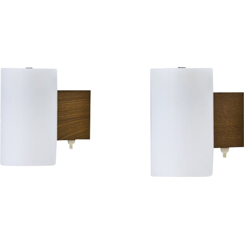 Pair of white wall lights in plastic and oak