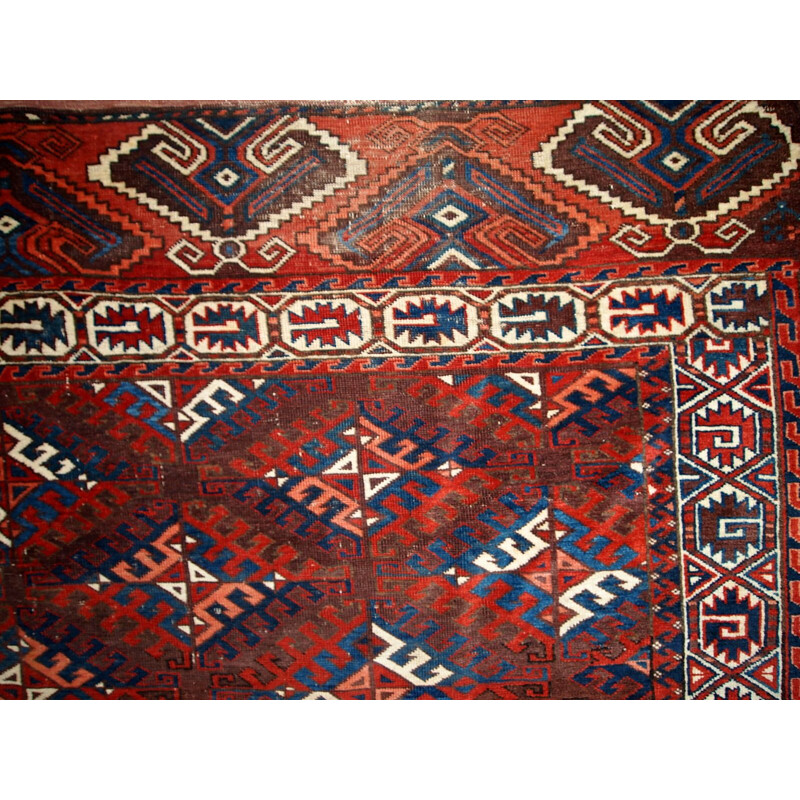 Vintage red carpet in wool