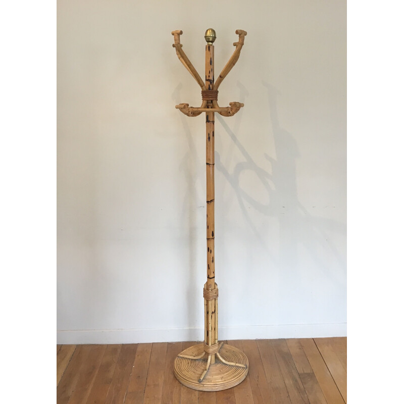 Vintage coat rack in rattan