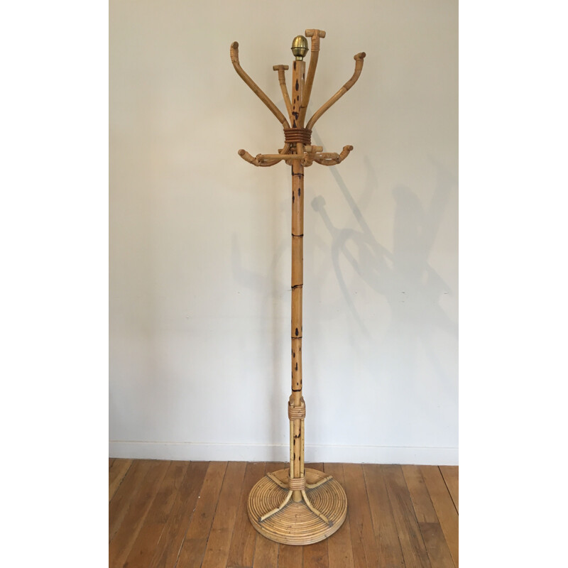 Vintage coat rack in rattan