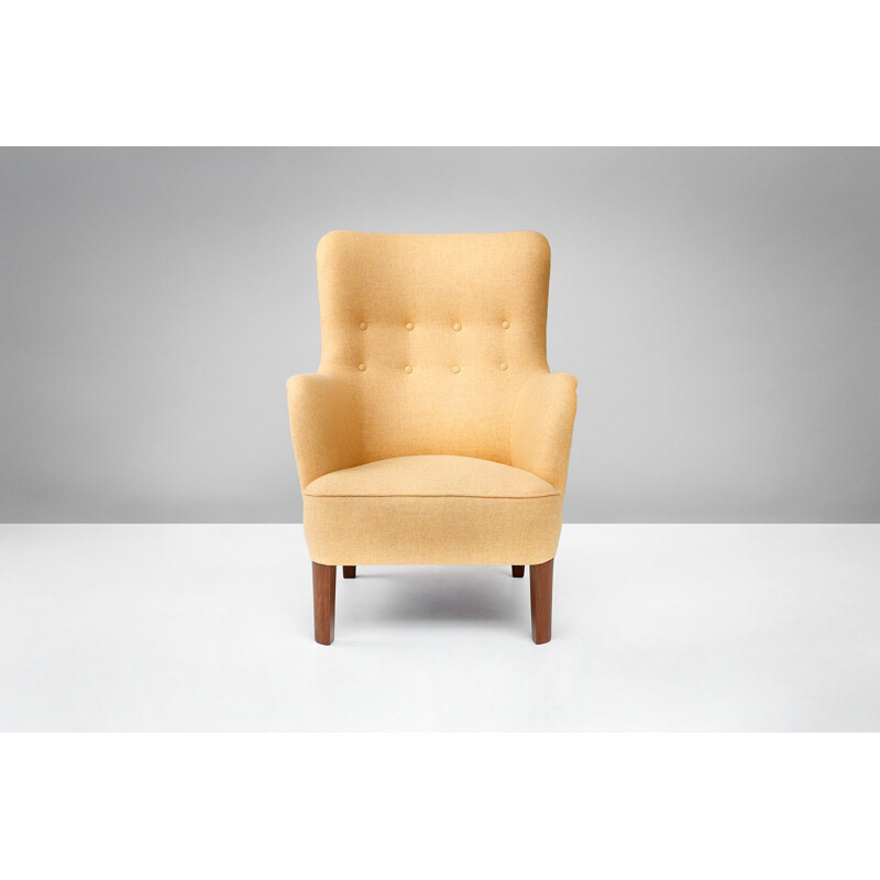 Vintage Danish yellow armchair by Peter Hvidt for Fritz Hansen