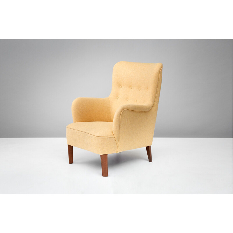 Vintage Danish yellow armchair by Peter Hvidt for Fritz Hansen