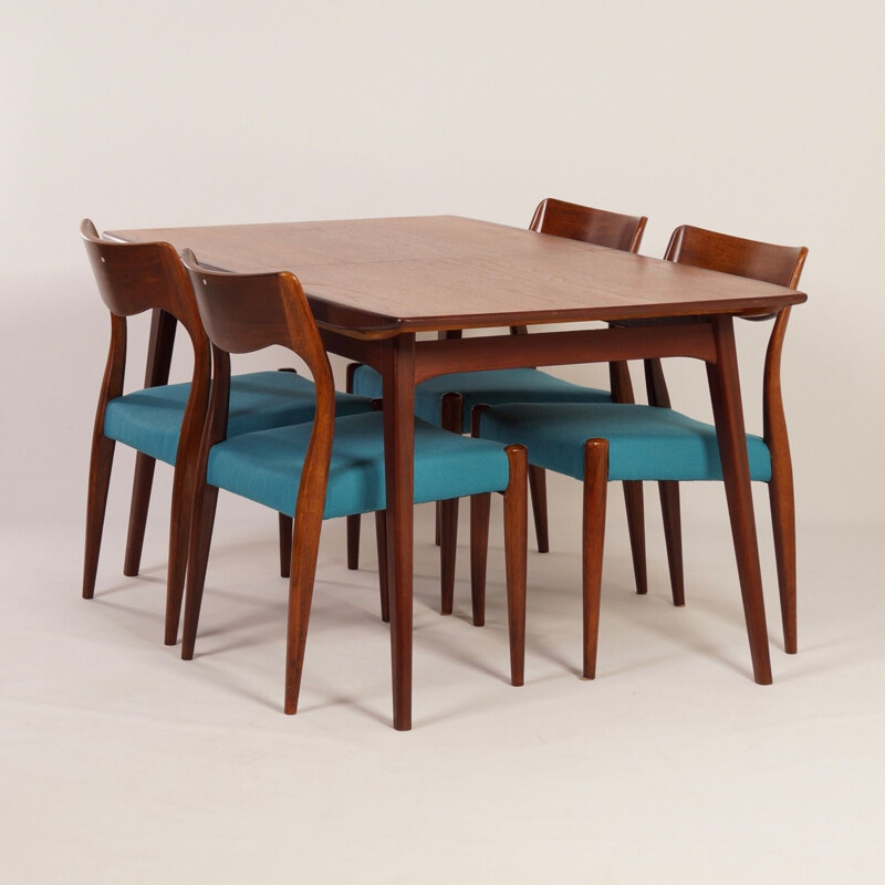 Suite de 4 chaises vintage en palissandre Style scandinave 