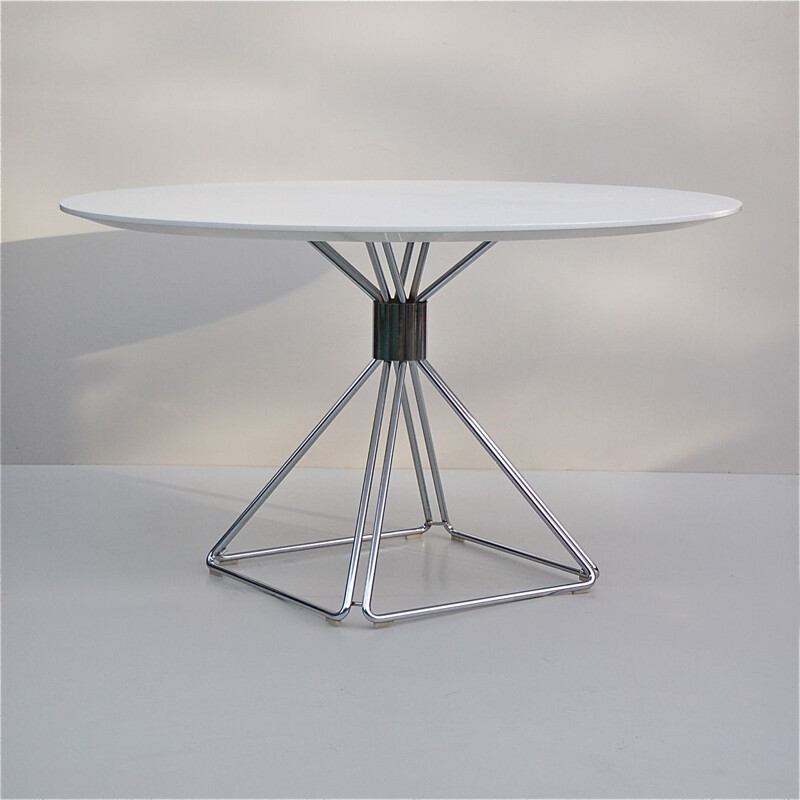 Vintage dining table on pyramid base by Rudi Verelst for Novalux