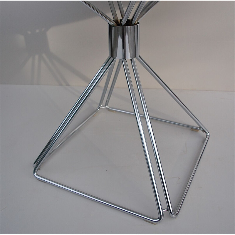 Vintage dining table on pyramid base by Rudi Verelst for Novalux