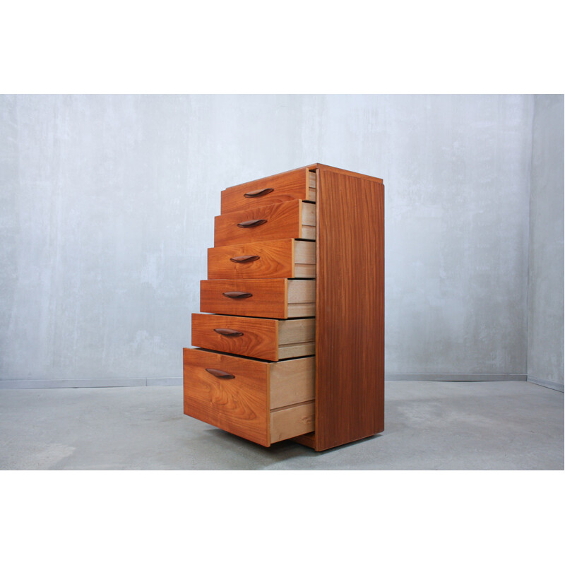 Vintage chest of drawers from Austinsuite