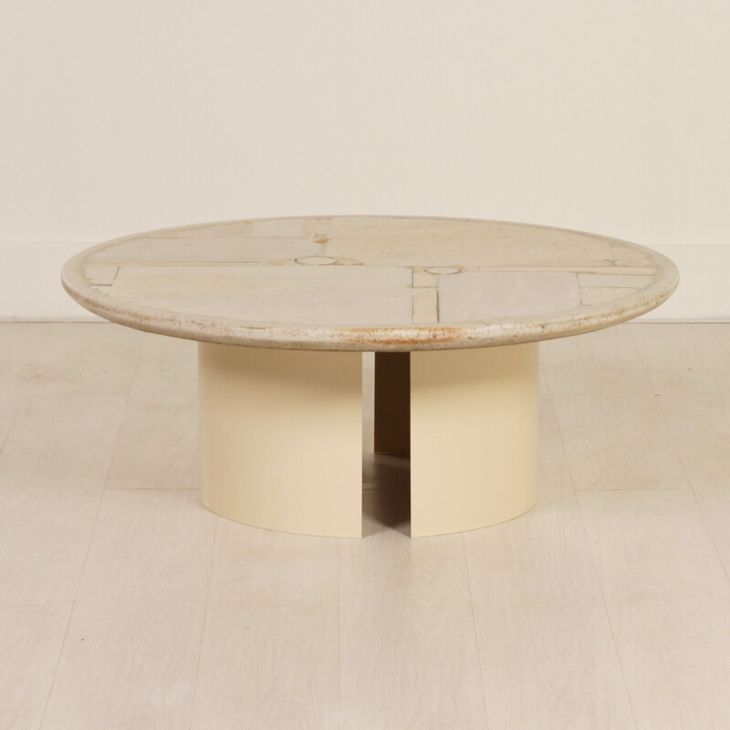 Vintage round white coffee table in stone by Paul Kingma