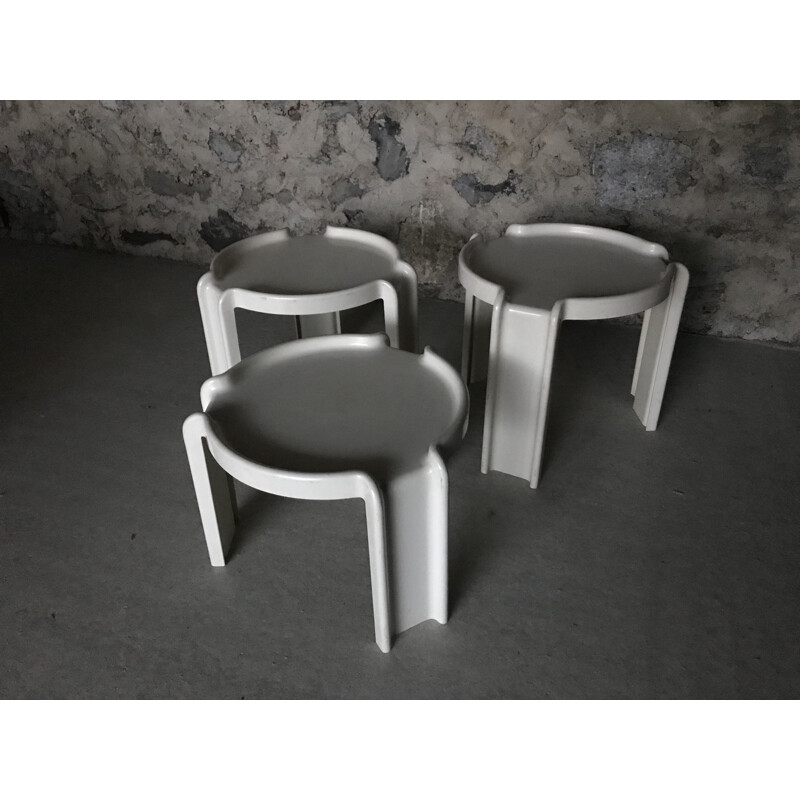 Set of 3 vintage nesting coffee tables by Giotto Stoppino for Kartell