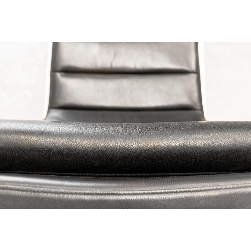 Chaise longue vintage français en cuir noir