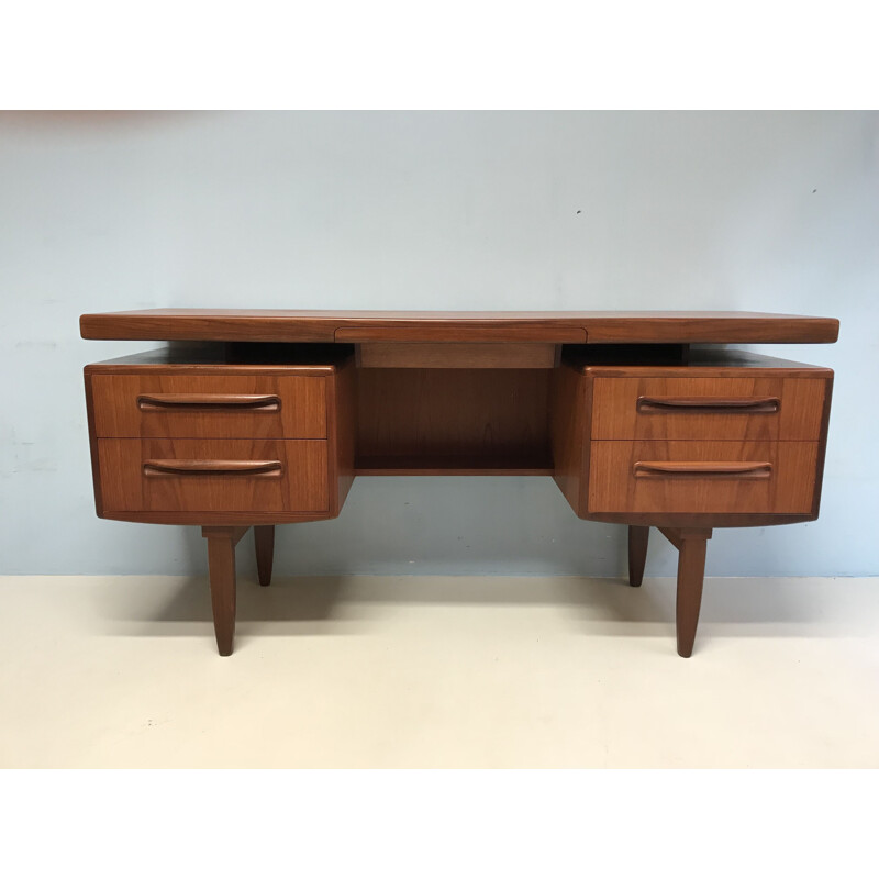 Vintage desk in teak by G-Plan