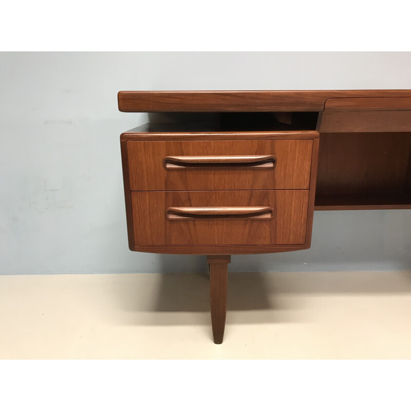 Vintage desk in teak by G-Plan