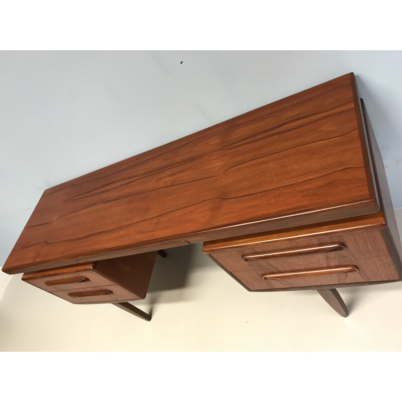 Vintage desk in teak by G-Plan