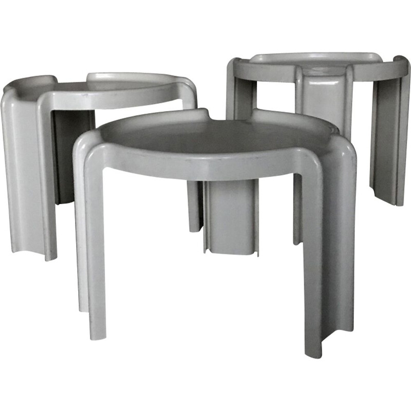 Set of 3 vintage nesting coffee tables by Giotto Stoppino for Kartell