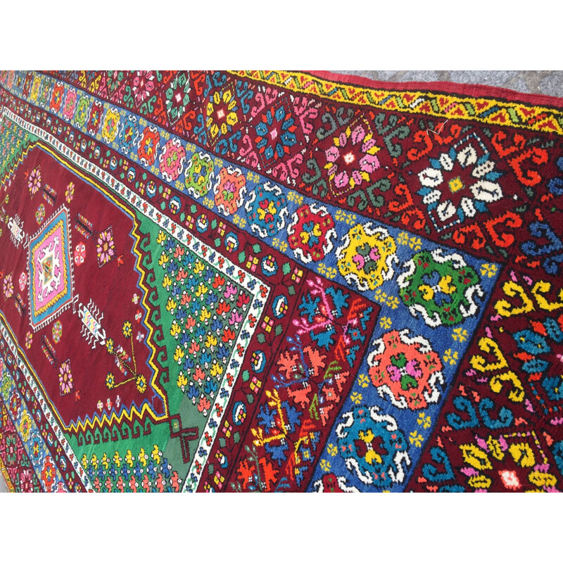 Vintage Moroccan carpet in wool