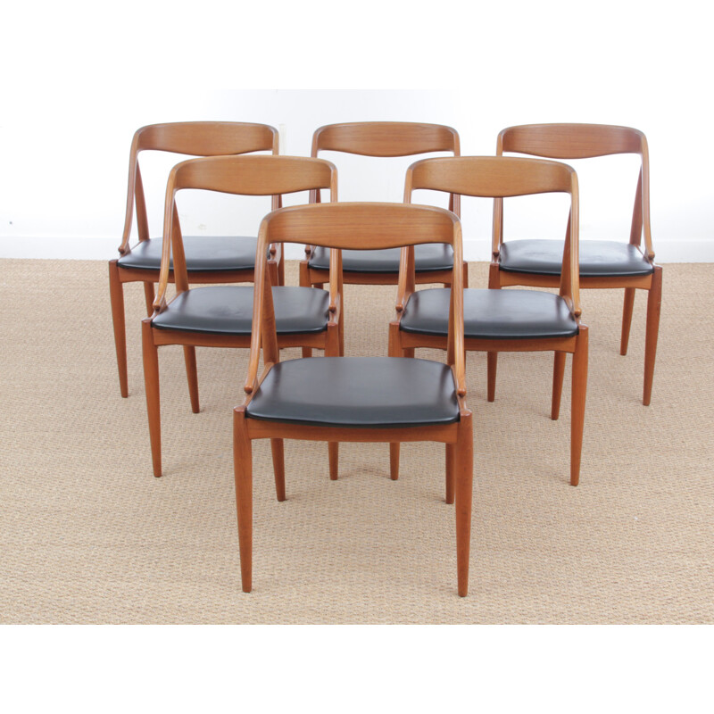 Set of 6 dining chairs in teak by Johannes Andersen