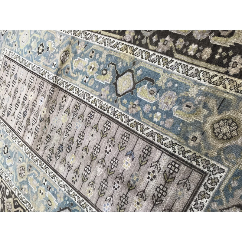 Vintage Caucasian Karabakh rug