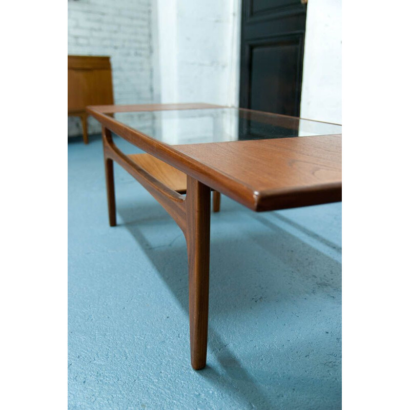 Vintage coffe table in teak and glass by Gplan