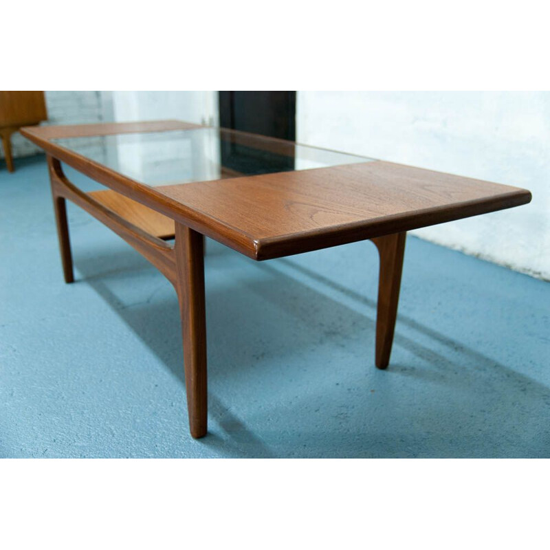 Vintage coffe table in teak and glass by Gplan