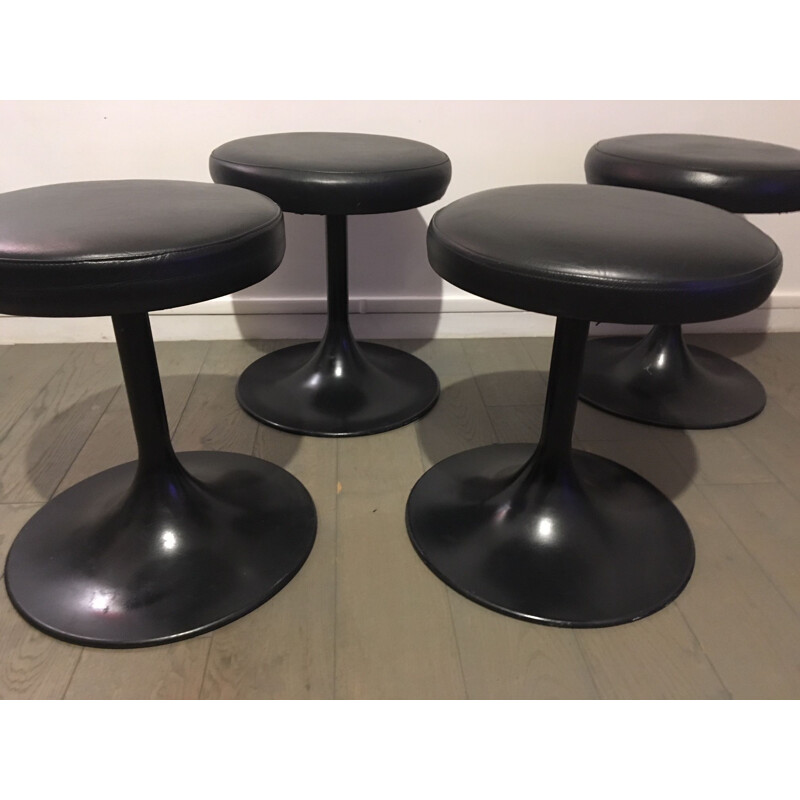 Set of 4 vintage stools Tulip sitting in black leatherette