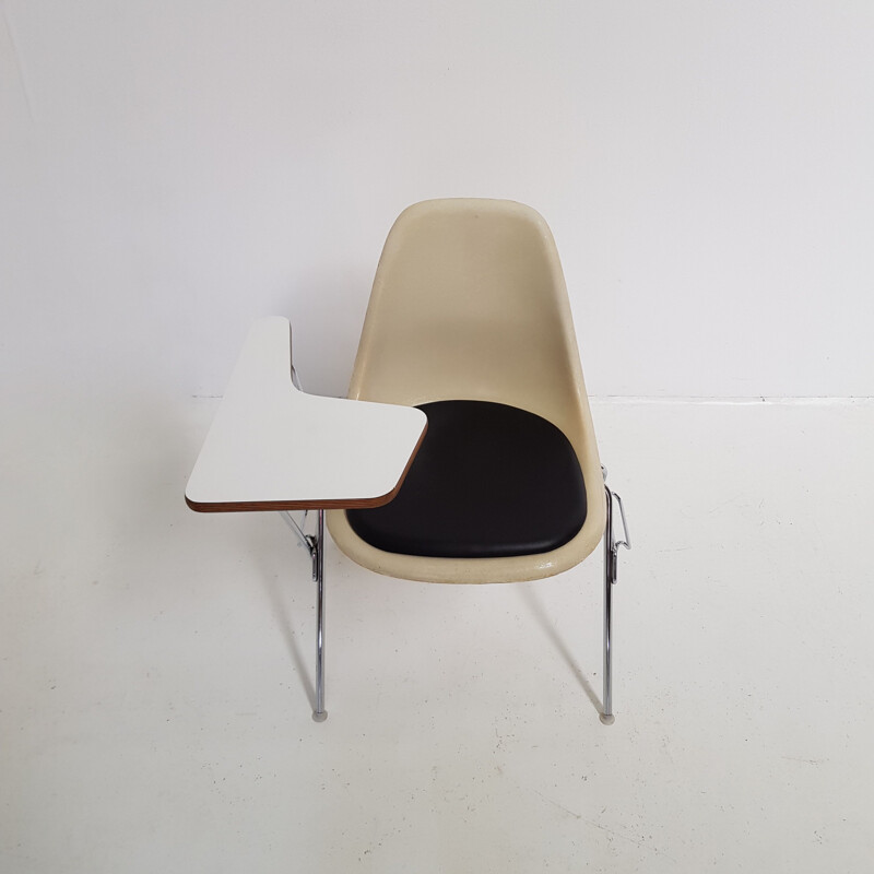 Vintage school chair by Eames for Vitra