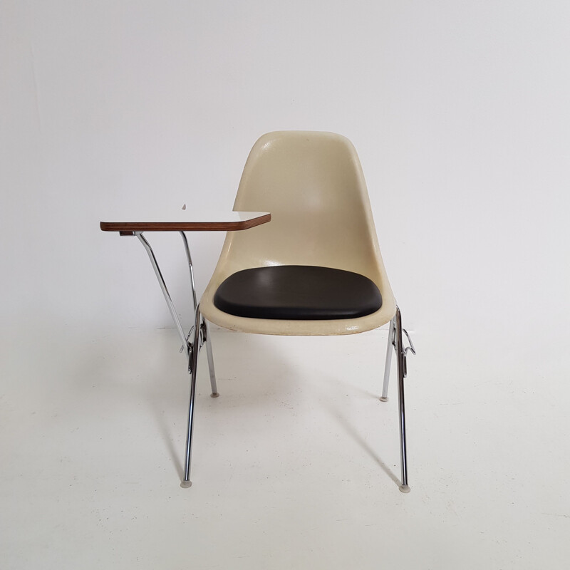 Vintage school chair by Eames for Vitra