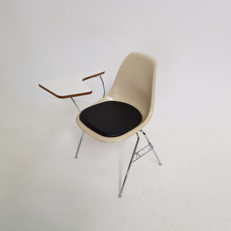 Vintage school chair by Eames for Vitra