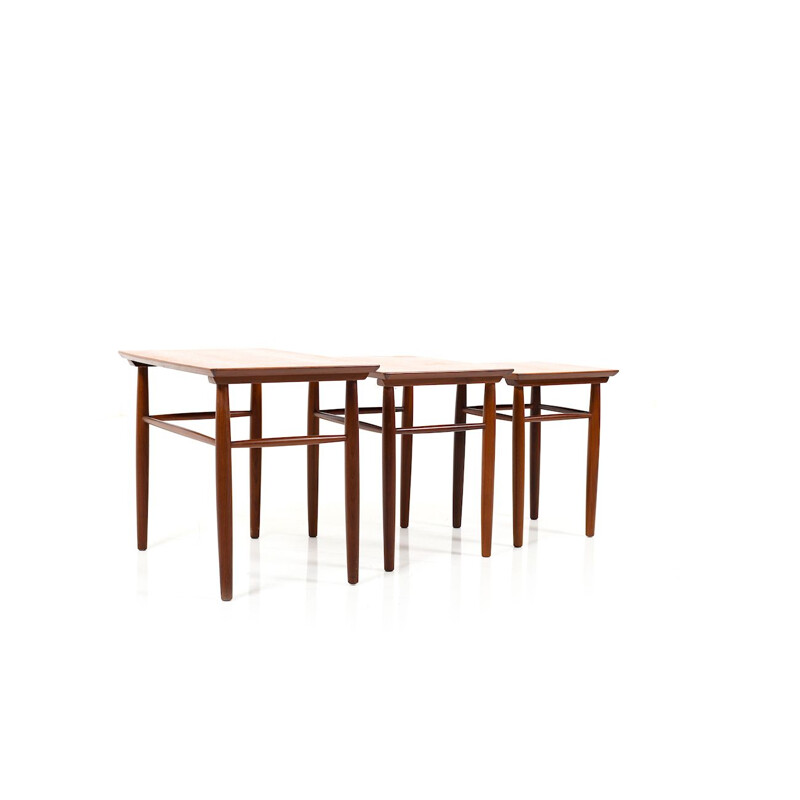 Set of vintage nesting tables in teak