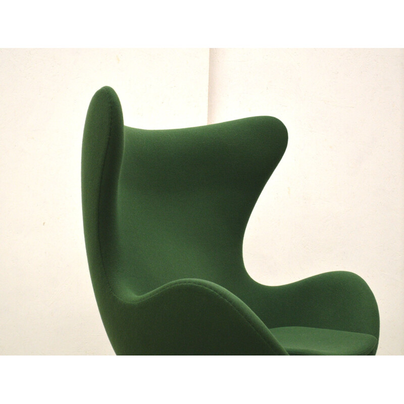 Green Egg chair by Arne Jacobsen for Fritz Hansen