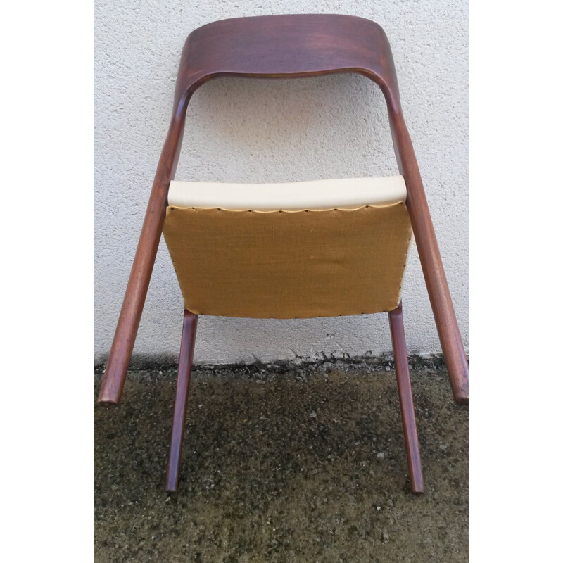 Set of 6 beige chairs in teak by Niels Moller