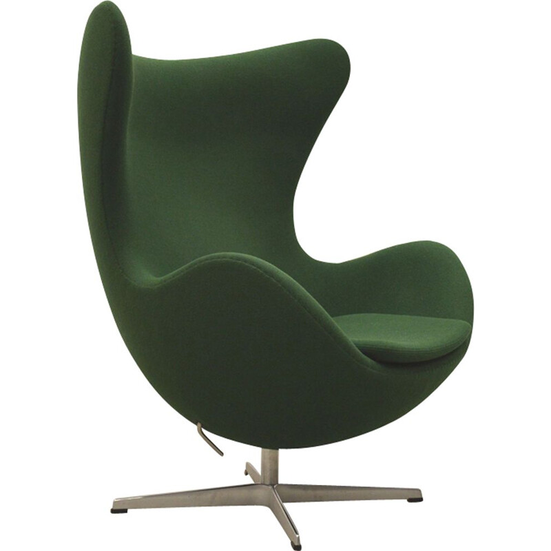 Green Egg chair by Arne Jacobsen for Fritz Hansen