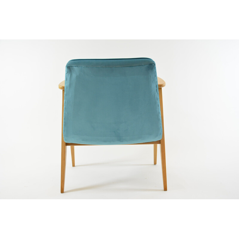 366 armchair in blue velvet by Chierowski