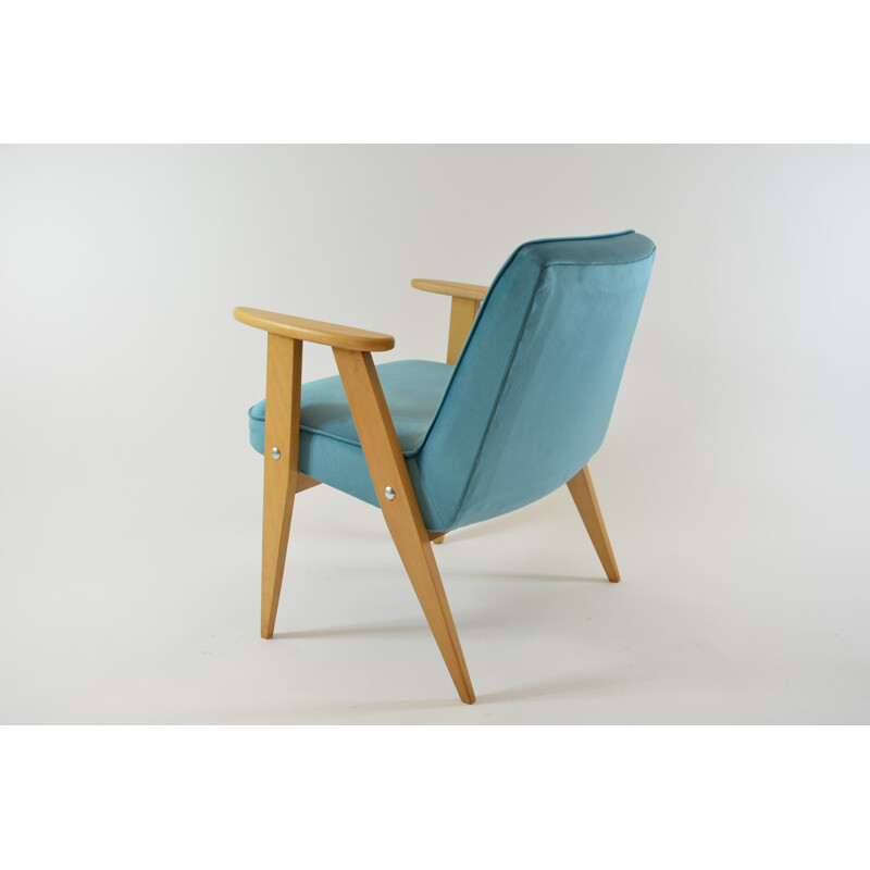 366 armchair in blue velvet by Chierowski