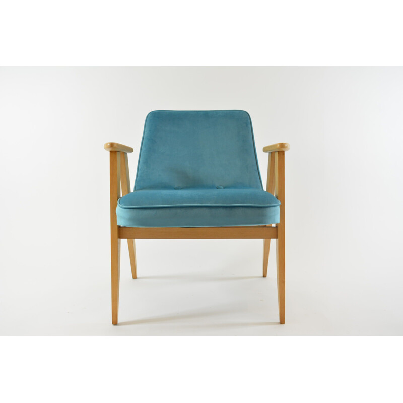 366 armchair in blue velvet by Chierowski