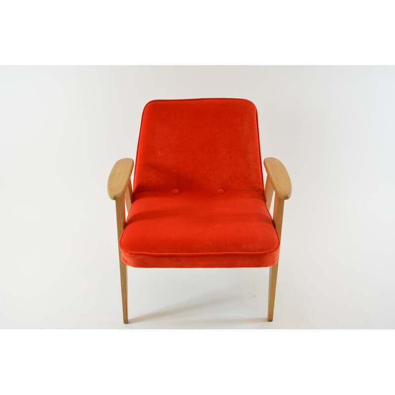 366 armchair in orange velvet by Chierowski