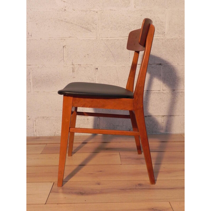 Set of 6 scandinavian chairs in teak and black leatherette - 1960s