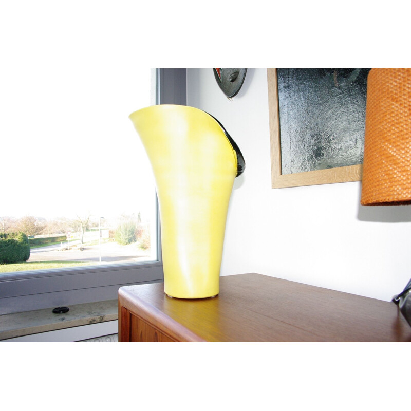 Vase jaune en céramique par Fernand Elchinger