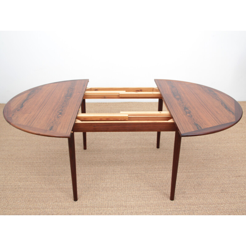 Vintage round table in rosewood