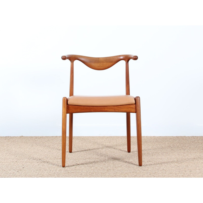 Set of 4 Scandinavian chairs in leather