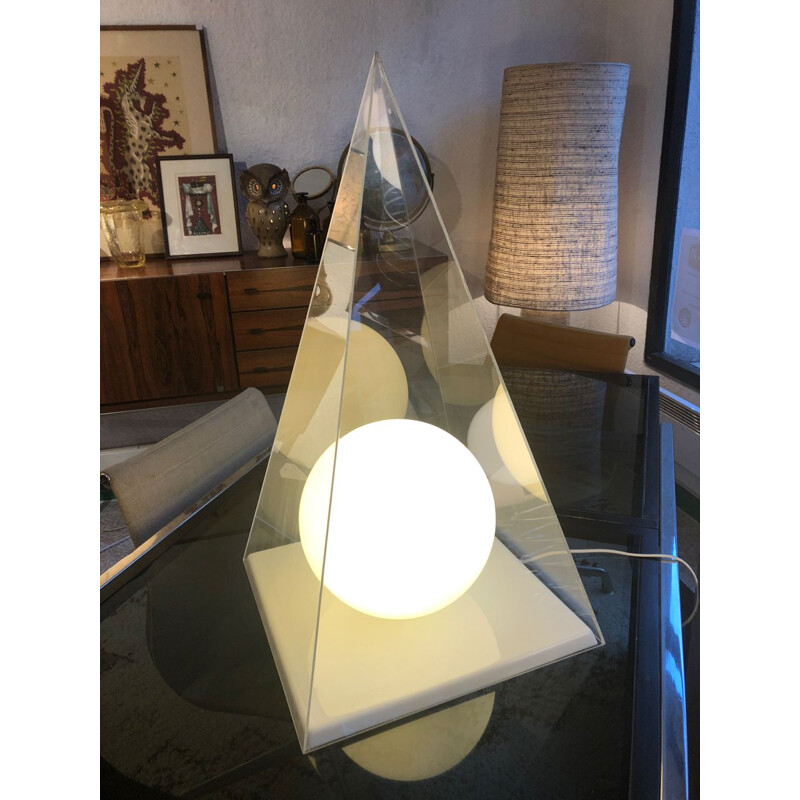 Lampe pyramide vintage en plexiglas