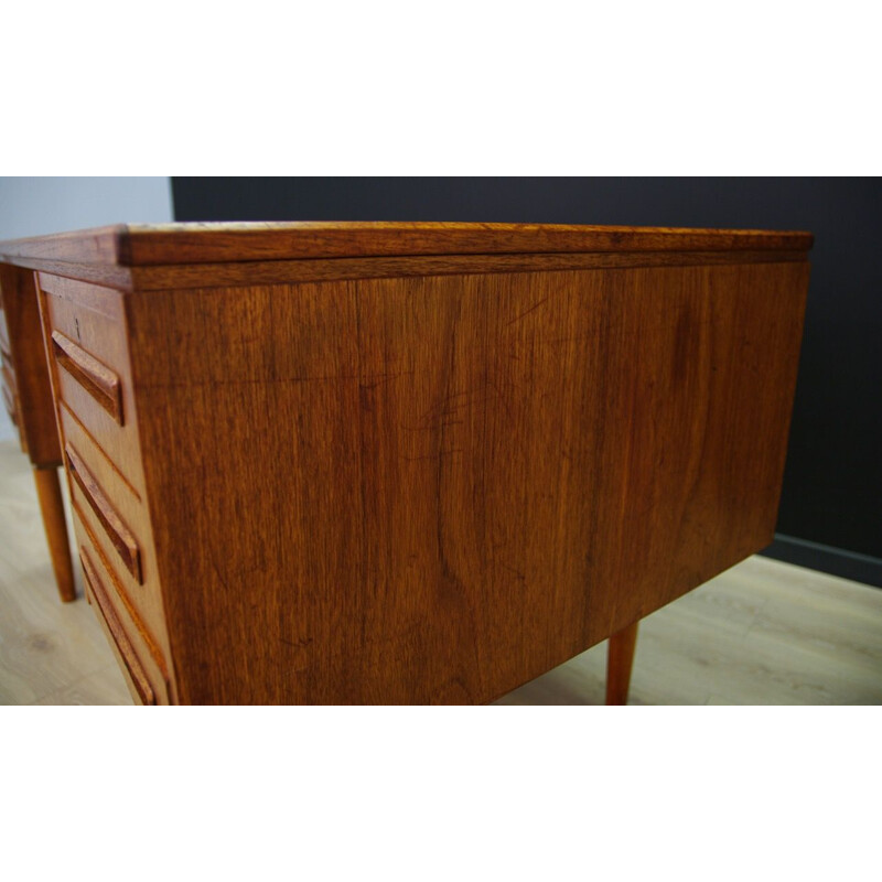 Vintage writing desk in teak by Svenstrup