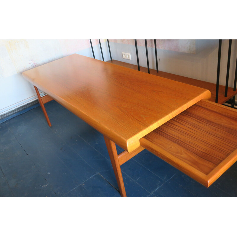 Vintage teak coffee table by Johannes Andersen