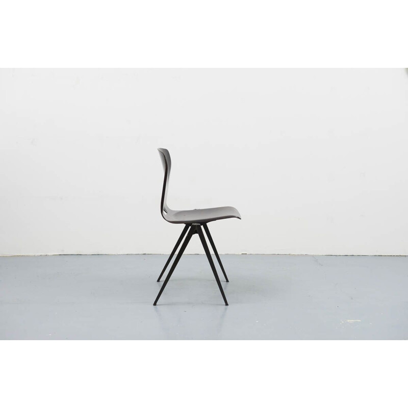 S22 chair in black ebony by Galvanitas