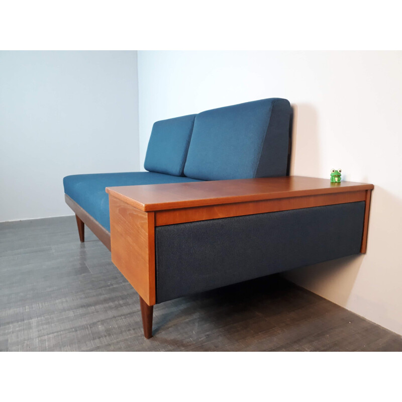 Vintage daybed in blue fabric by Ingmar Relling