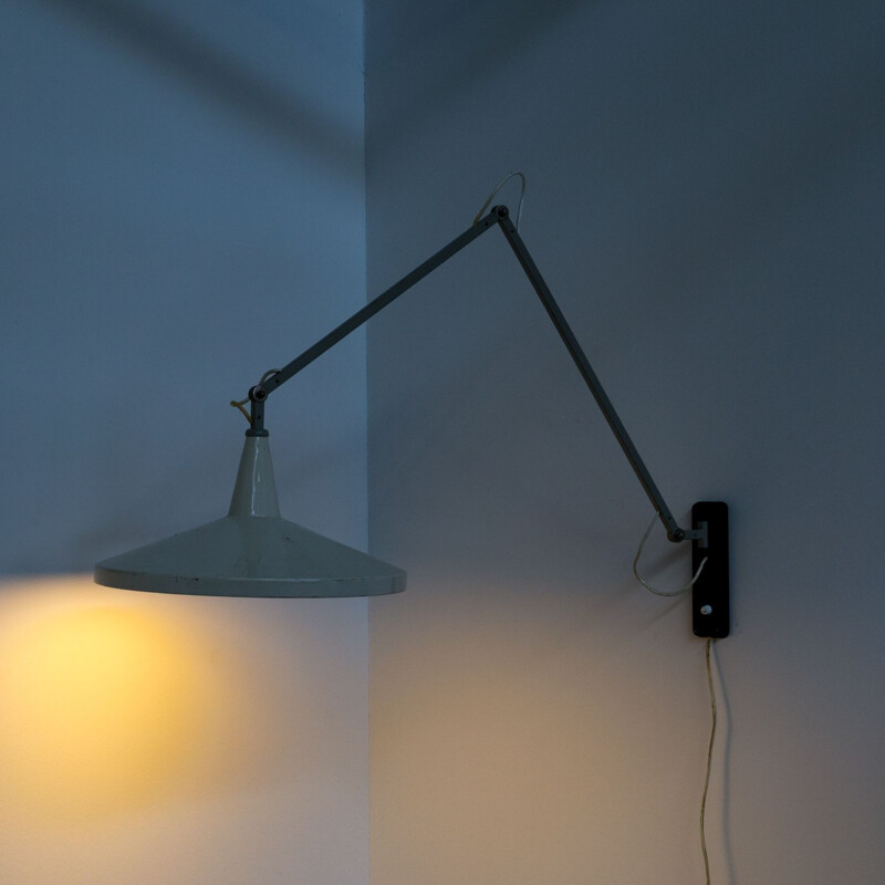 Vintage wall lamp Panama model 4050 by Wim Rietveld  for Gispen