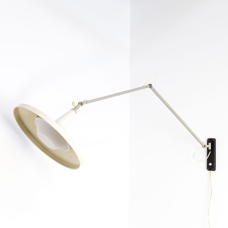 Vintage wall lamp Panama model 4050 by Wim Rietveld  for Gispen