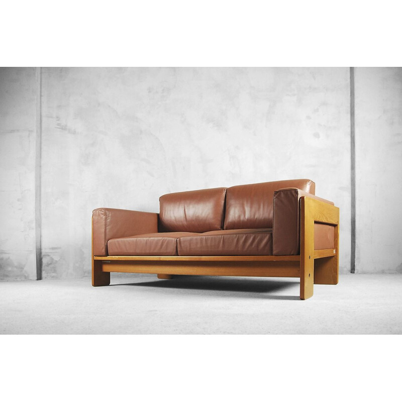 Vintage 2-seater sofa in leather "Bastiano" by Tobia & Afra Scarpa for Knoll with coffee table