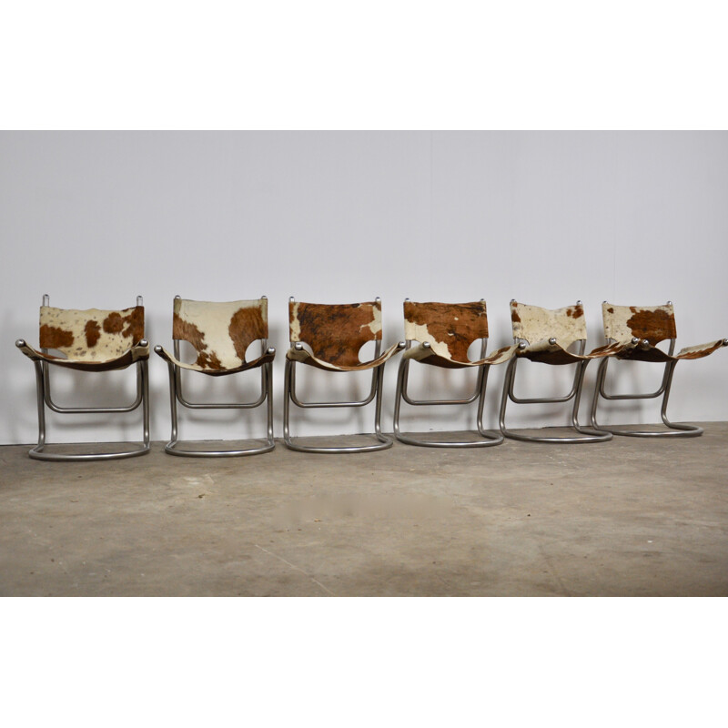Suite de 6 chaises vintage italiennes en peau de vache