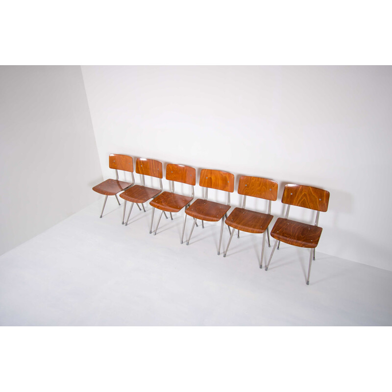 Suite de 6 chaises vintage result par Friso Kramer